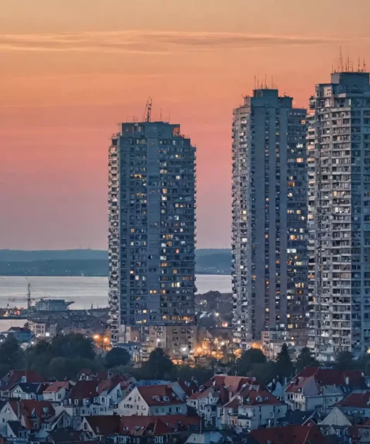 Trendy cenowe na rynku nieruchomości w Gdyni — wpływ na skupy